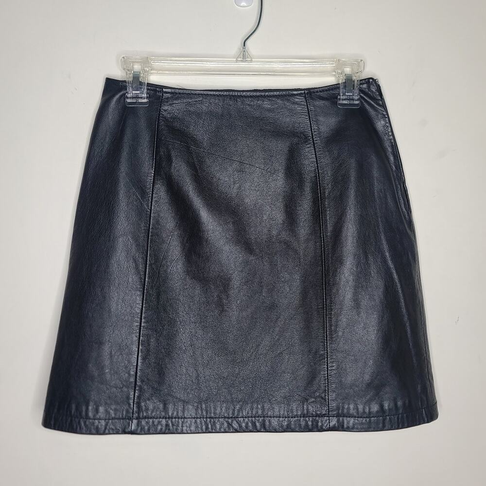 Wilsons Leather classic black leather fully lined mini skirt - 8